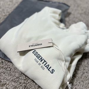 Essentials Fear of God